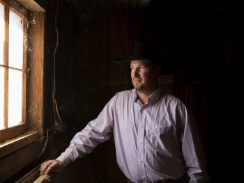 20-09 Photographing a Cowboy in a Barn Using Window Light